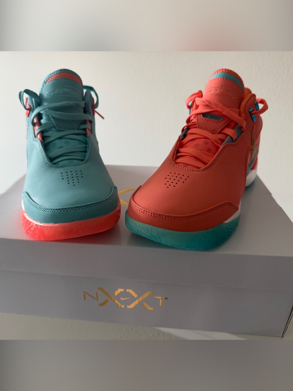 Nike LeBron NXXT GEN AMPD 9.5 Men’s color Mango/ Aqua NIB